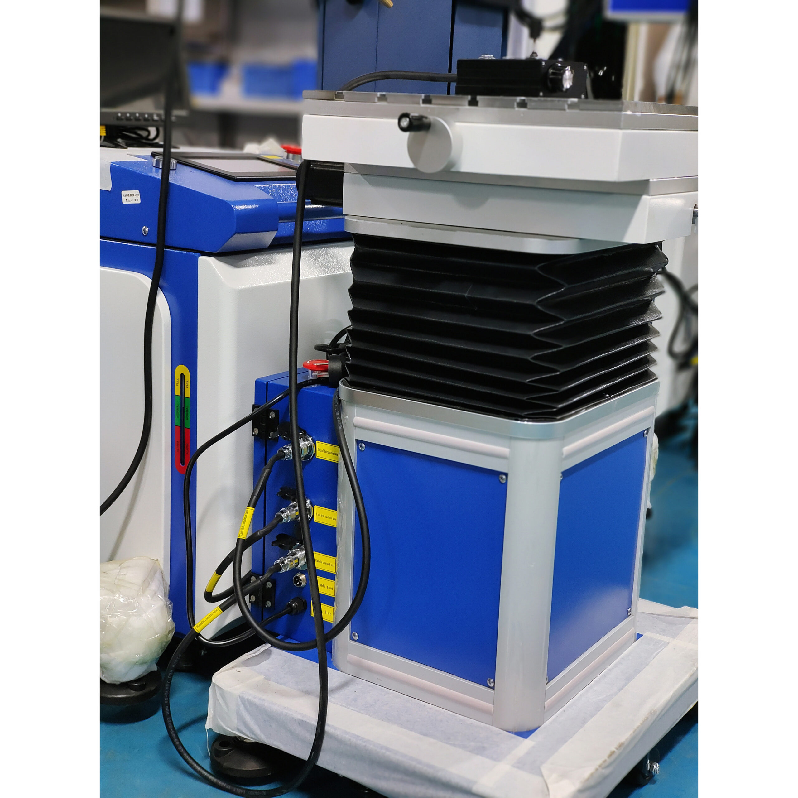 filter: 0; fileterIntensity: 0.0; filterMask: 0; module:31facing:0; 
hw-remosaic: 0; 
touch: (-1.0, -1.0); 
modeInfo: Beauty Bokeh ; 
sceneMode: Night; 
cct_value: 6411; 
AI_Scene: (-1, -1); 
aec_lux: 260.67493; 
hist255: 0.0; 
hist252~255: 0.0; 
hist0~15: 0.0;